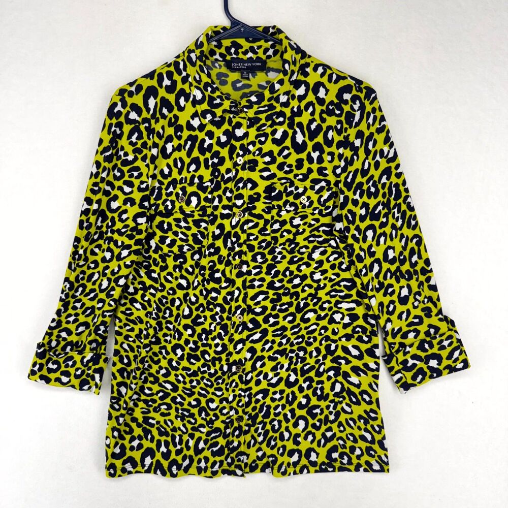 Jones New York Signature Green Leopard Print Button Down Blouse Womens Size M